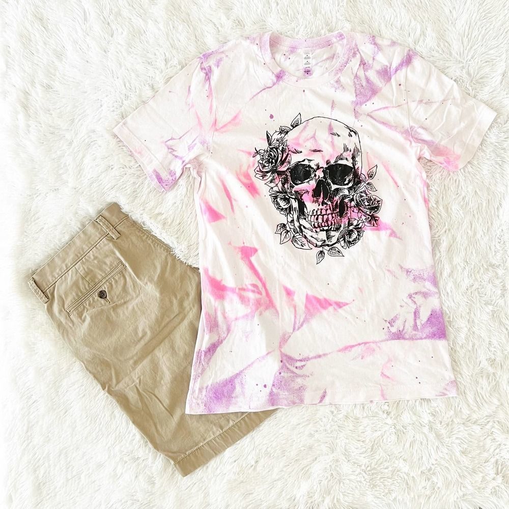 Pink & Purple Spray Paint Floral Skull Unisex Tee, Sz M